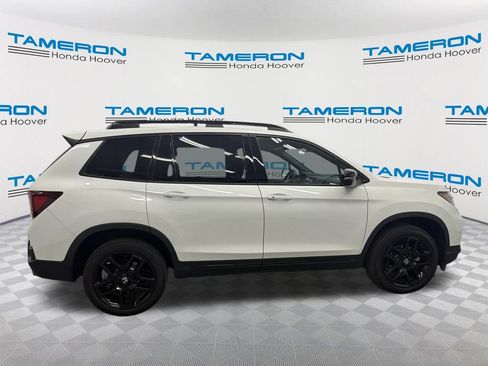 Used 2024 Honda Passport Black Edition image 6