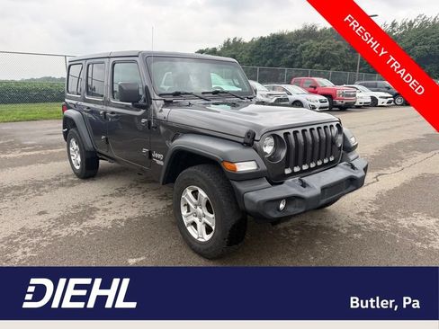 Used 2019 Jeep Wrangler Unlimited Sport S AWD/4WD image 1