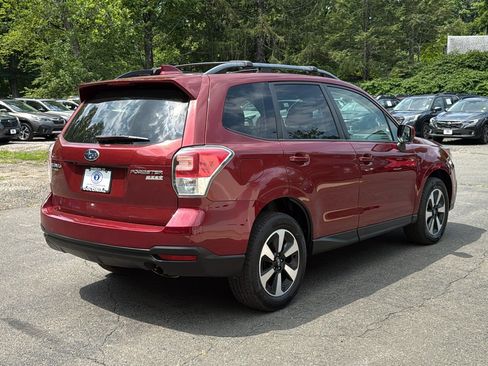 Used 2017 Subaru Forester 2.5i Premium w/ All-Weather Package AWD/4WD image 5