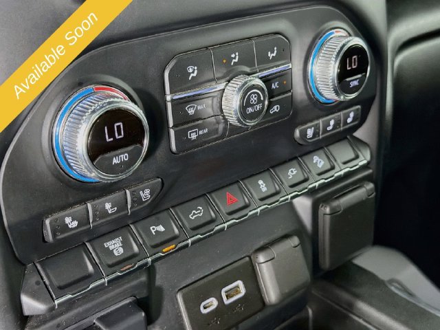 Used 2020 GMC Sierra 2500 AT4 w/ AT4 Preferred Package AWD/4WD image 16