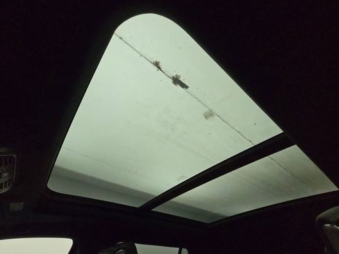 Used 2025 GMC Yukon Denali Ultimate w/ LPO, Floor Liner Package image 5