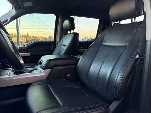 Used 2020 Ford F150 Lariat w/ Equipment Group 502A Luxury image 9