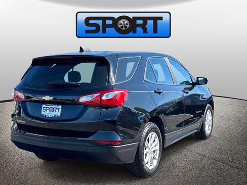 Used 2020 Chevrolet Equinox LS FWD image 4