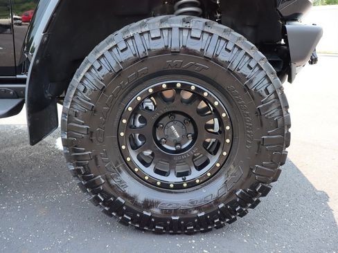 Used 2025 Ford Bronco Raptor w/ Interior Carbon Fiber Pack AWD/4WD image 15