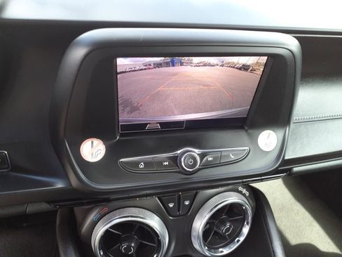 Used 2021 Chevrolet Camaro LT image 26