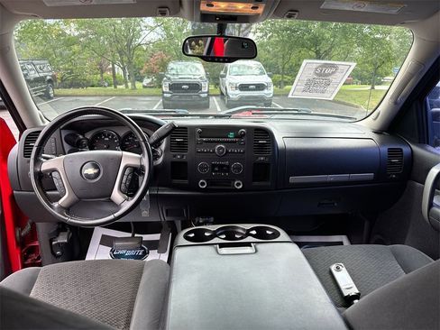 Used 2007 Chevrolet Silverado 2500 LT w/ 1LT Convenience Package image 10
