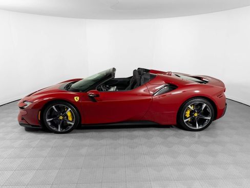 Certified 2023 Ferrari SF90 Spider AWD/4WD image 7