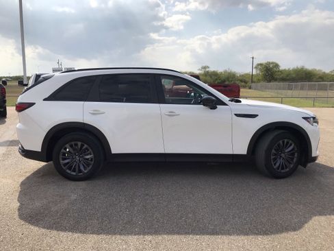 Used 2025 MAZDA CX-70 3.3 Turbo w/ Preferred Package image 8