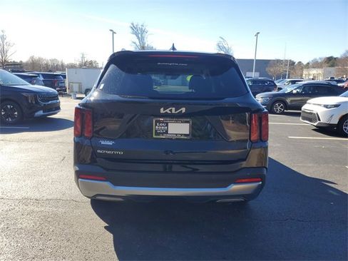 New 2025 Kia Sorento EX w/ Panoramic Sunroof Package image 5