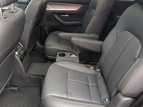 Used 2025 MAZDA CX-90 Plug-In Hybrid w/Premium Sport image 17