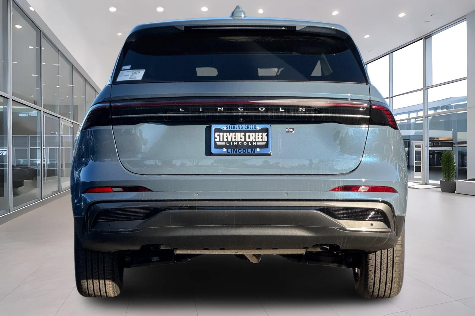 Used 2026 Lincoln Nautilus Premier w/ Jet Appearance Package AWD/4WD image 5