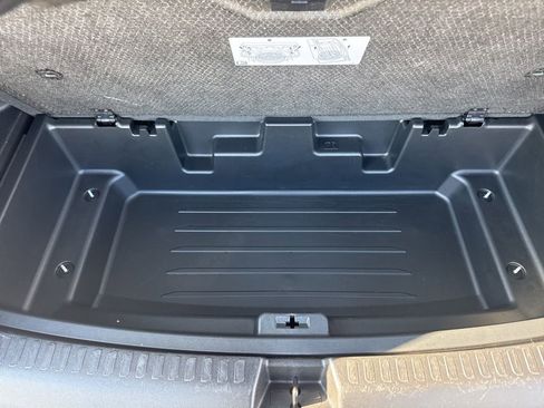 Used 2025 Buick Enclave Preferred image 14