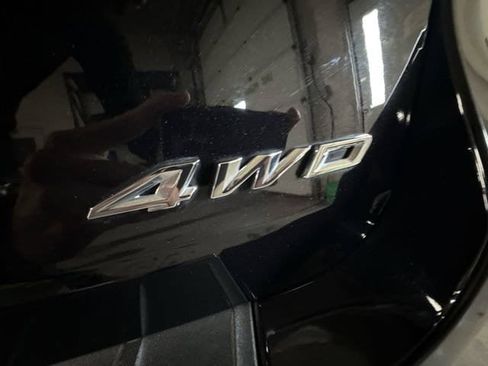 Used 2023 Ford Explorer Limited AWD/4WD image 22