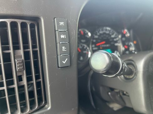 Used 2020 Chevrolet Express 3500 w/ Power Convenience Package image 19