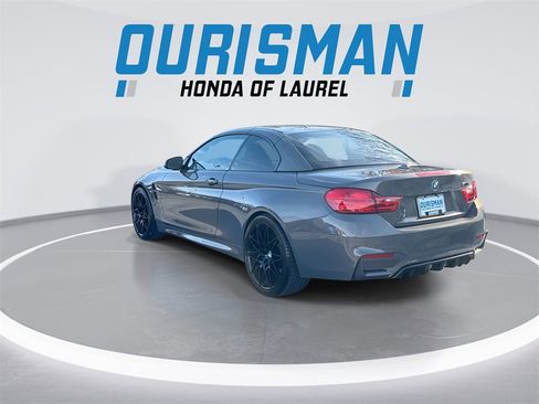 Used 2017 BMW M4 Convertible image 6