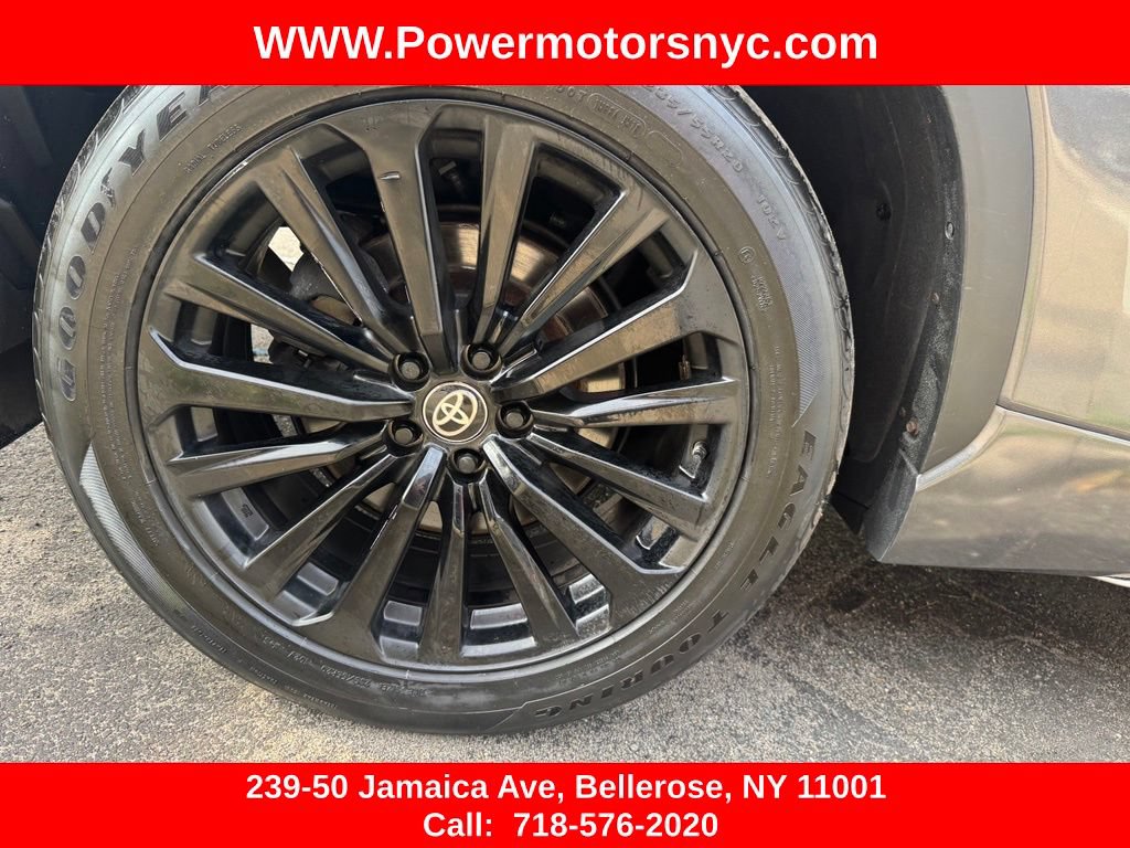 Used 2023 Toyota Highlander XSE AWD/4WD image 16