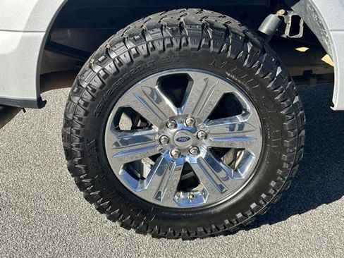 Used 2018 Ford F150 XLT w/ Equipment Group 302A Luxury image 29