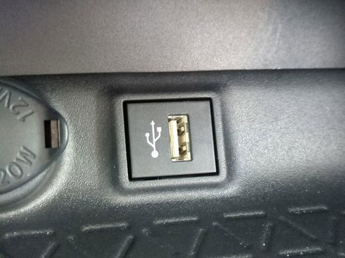 Certified 2025 Toyota RAV4 LE image 20