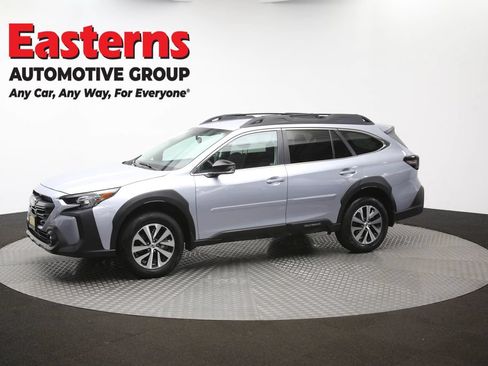 Used 2025 Subaru Outback Premium AWD/4WD image 51