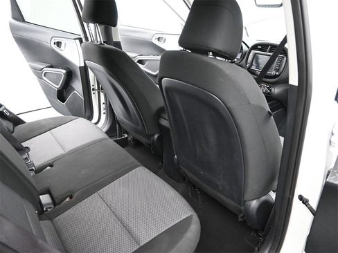 Certified 2022 Kia Soul LX w/ Technology Package image 17