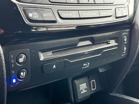 Used 2020 Honda Pilot Elite image 20