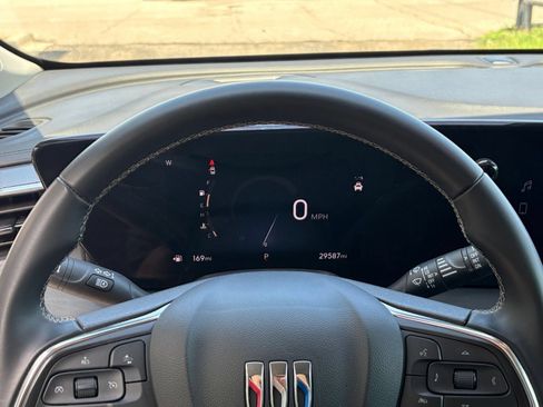 Used 2025 Buick Encore GX Preferred FWD image 39