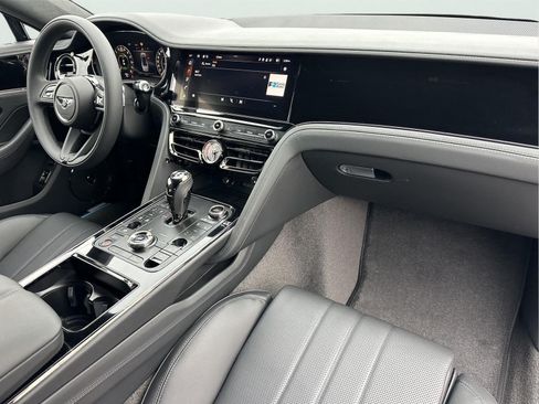 New 2026 Bentley Flying Spur V8 AWD/4WD image 24