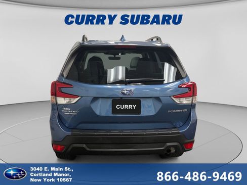 Used 2023 Subaru Forester Premium AWD/4WD image 4