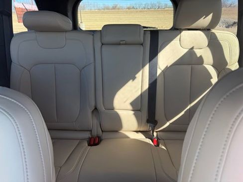 New 2025 Jeep Grand Cherokee Limited w/ Luxury Tech Group II image 20