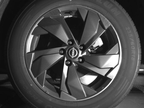 Used 2025 Nissan Rogue SV image 14