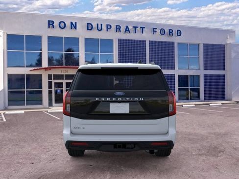 New 2026 Ford Expedition Active AWD/4WD image 6