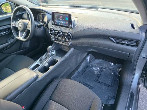 Used 2024 Nissan Sentra SV w/ All-Weather Package FWD image 17