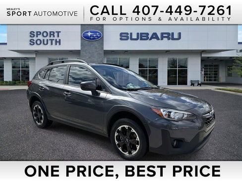 Used 2023 Subaru Crosstrek 2.0i Premium image 1