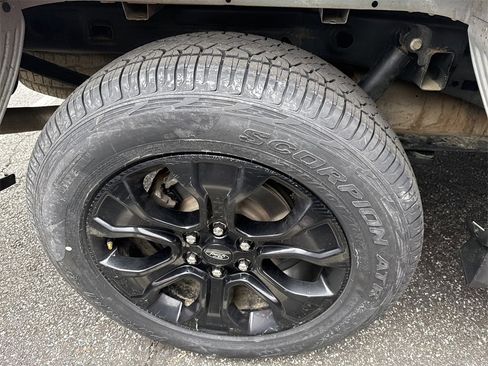 Used 2023 Ford F150 Lariat w/ Equipment Group 502A High image 14