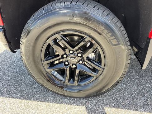Used 2021 Chevrolet Silverado 1500 LT Trail Boss w/ LT Trail Boss Premium Package AWD/4WD image 40