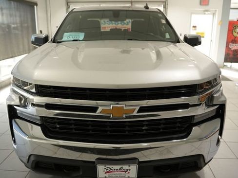 Used 2021 Chevrolet Silverado 1500 LT w/ Z71 Off-Road Package image 6