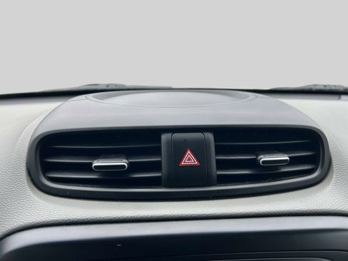 Used 2018 Kia Soul image 27