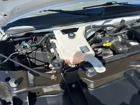 Used 2017 Chevrolet Express 2500 w/ Cold Climate Package image 38