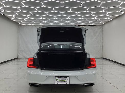 Used 2018 Volvo S90 T6 Inscription image 47