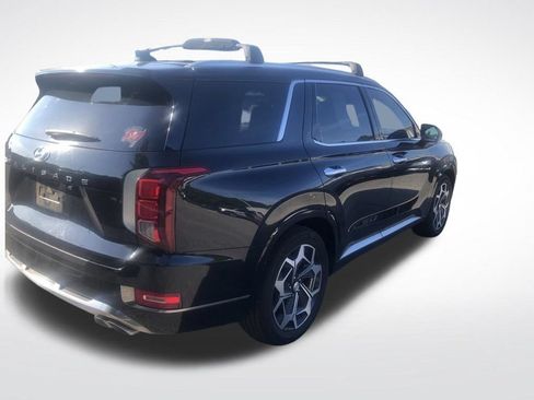 Used 2022 Hyundai Palisade Calligraphy w/ Cargo Package FWD image 4