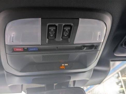 Used 2024 Subaru Crosstrek 2.5i Sport image 16