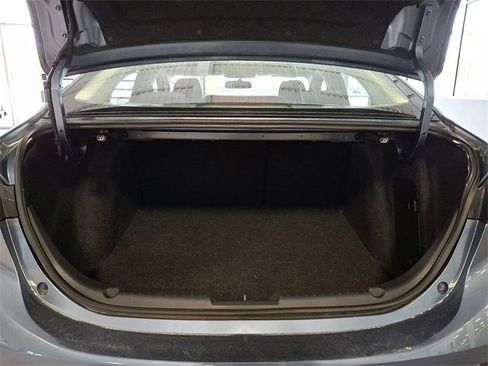 Used 2014 MAZDA MAZDA3 i Touring w/ Technology Package image 27