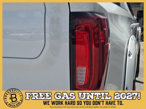 New 2026 GMC Sierra 1500 AT4 w/ AT4 Premium Package AWD/4WD image 8