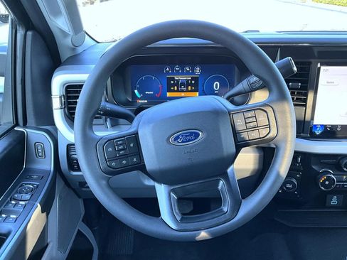 New 2026 Ford F350 XLT w/ XLT Premium Package AWD/4WD image 10