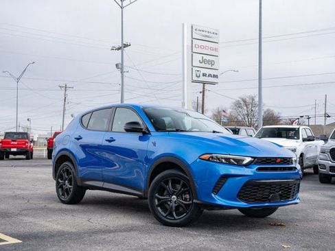 Certified 2024 Dodge Hornet GT w/ GT Blacktop Package image 7