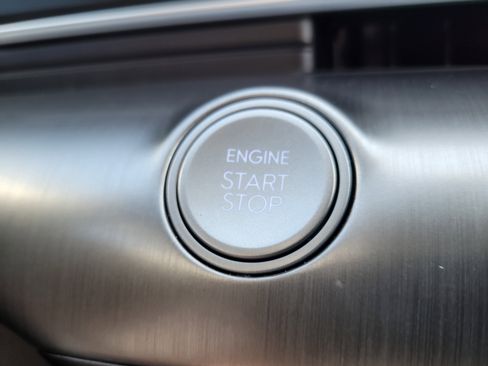 Used 2025 Hyundai Kona SEL image 28