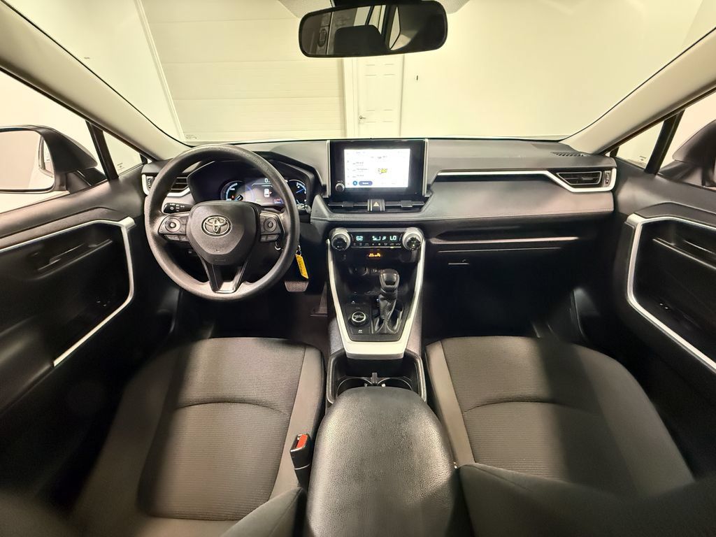 Used 2023 Toyota RAV4 LE AWD/4WD image 70