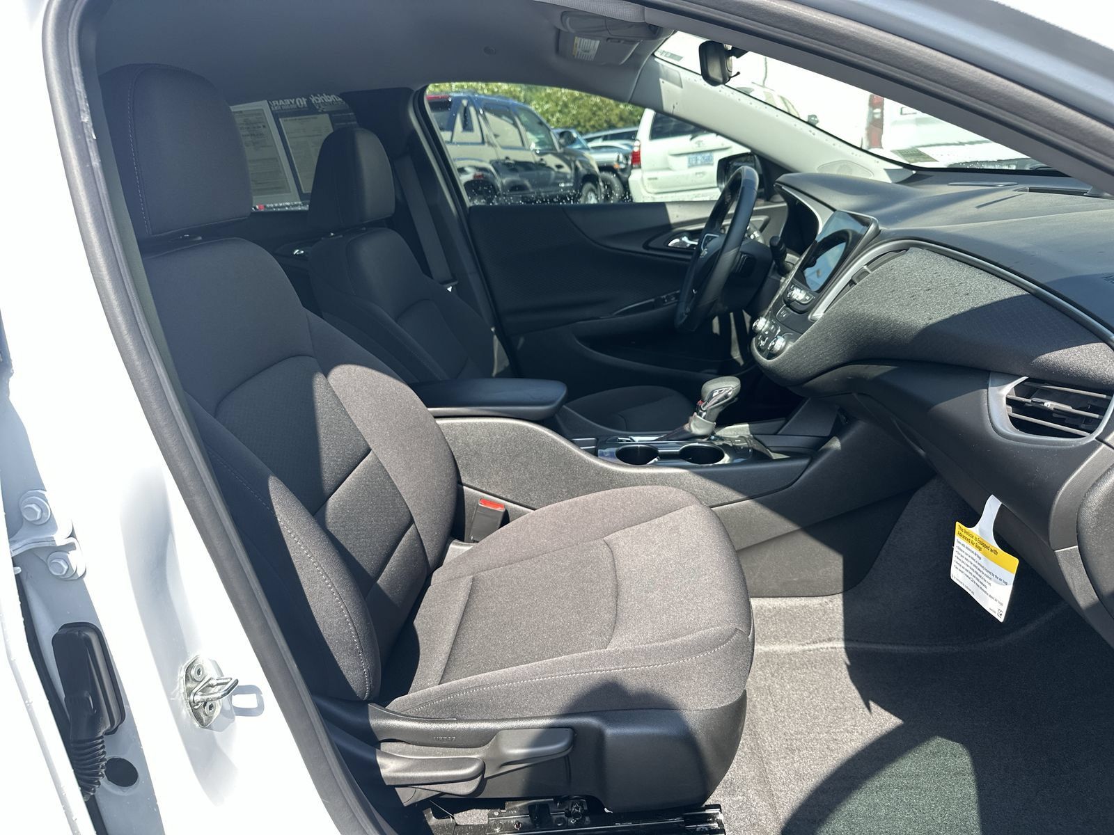 Used 2024 Chevrolet Malibu RS FWD image 22