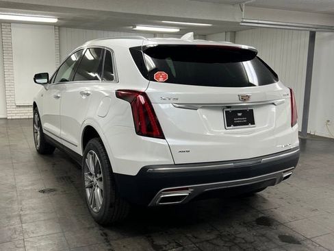 New 2025 Cadillac XT5 Premium Luxury w/ LPO, Floor Liner Package image 3