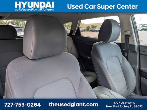 Used 2019 Hyundai Tucson SEL w/ Cargo Package FWD image 6